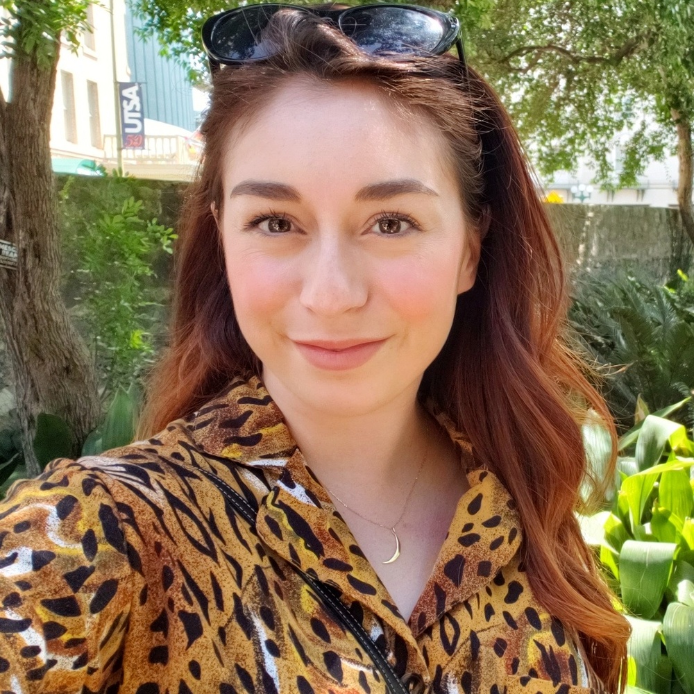 Meet your Posher, Selena